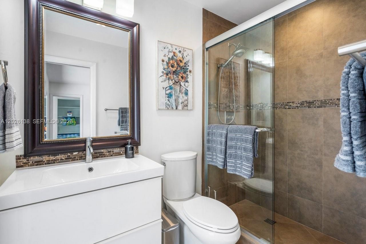 2010 NE 57th St , Fort Lauderdale, FL 33308 Photo