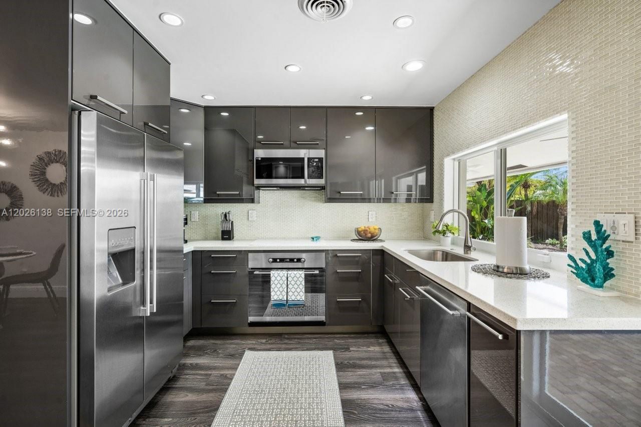 2010 NE 57th St , Fort Lauderdale, FL 33308 Photo