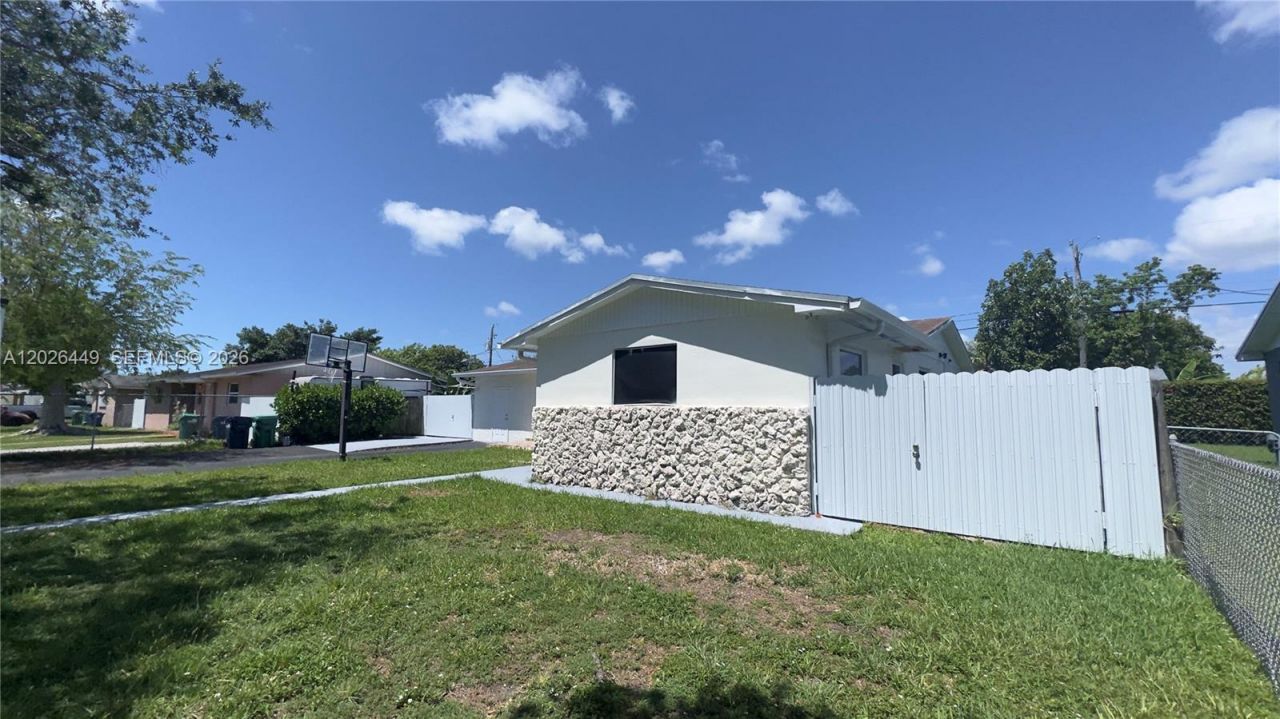 20520 SW 117th Ave , Miami, FL 33177 Photo