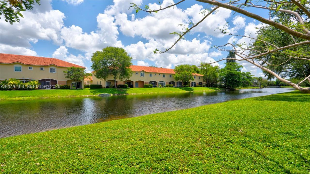 8054 Sanibel Dr , Tamarac, FL 33321 Photo