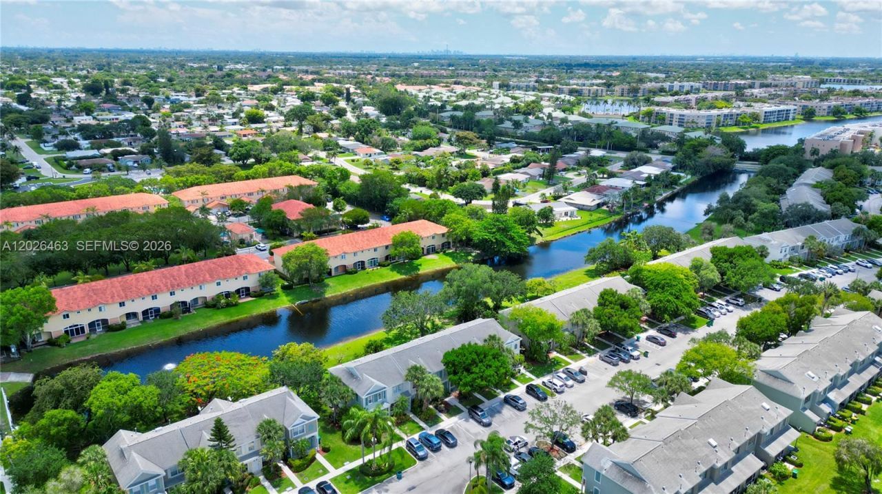8054 Sanibel Dr , Tamarac, FL 33321 Photo