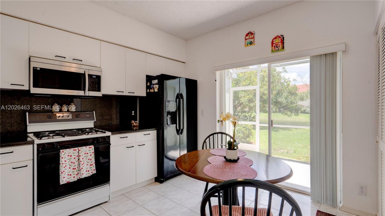 8054 Sanibel Dr , Tamarac, FL 33321 Photo