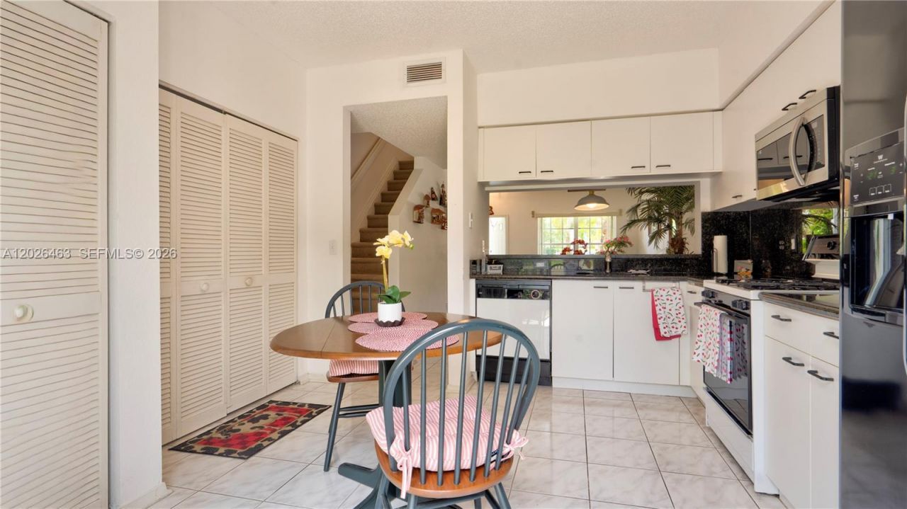 8054 Sanibel Dr , Tamarac, FL 33321 Photo