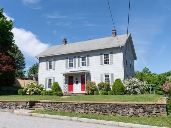 106-108 Chestnut St, Southbridge, MA 01550