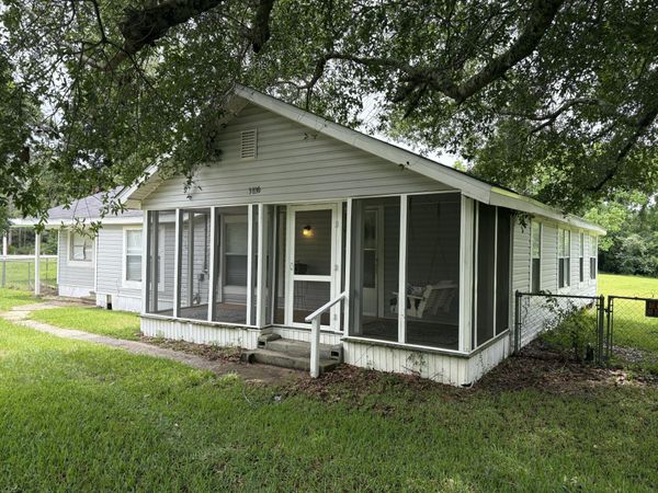 3830 3rd Avenue, Laurel Hill, FL 32567