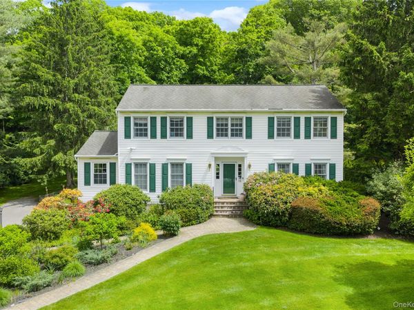 16 Fox Den Road, Mount Kisco, NY 10549