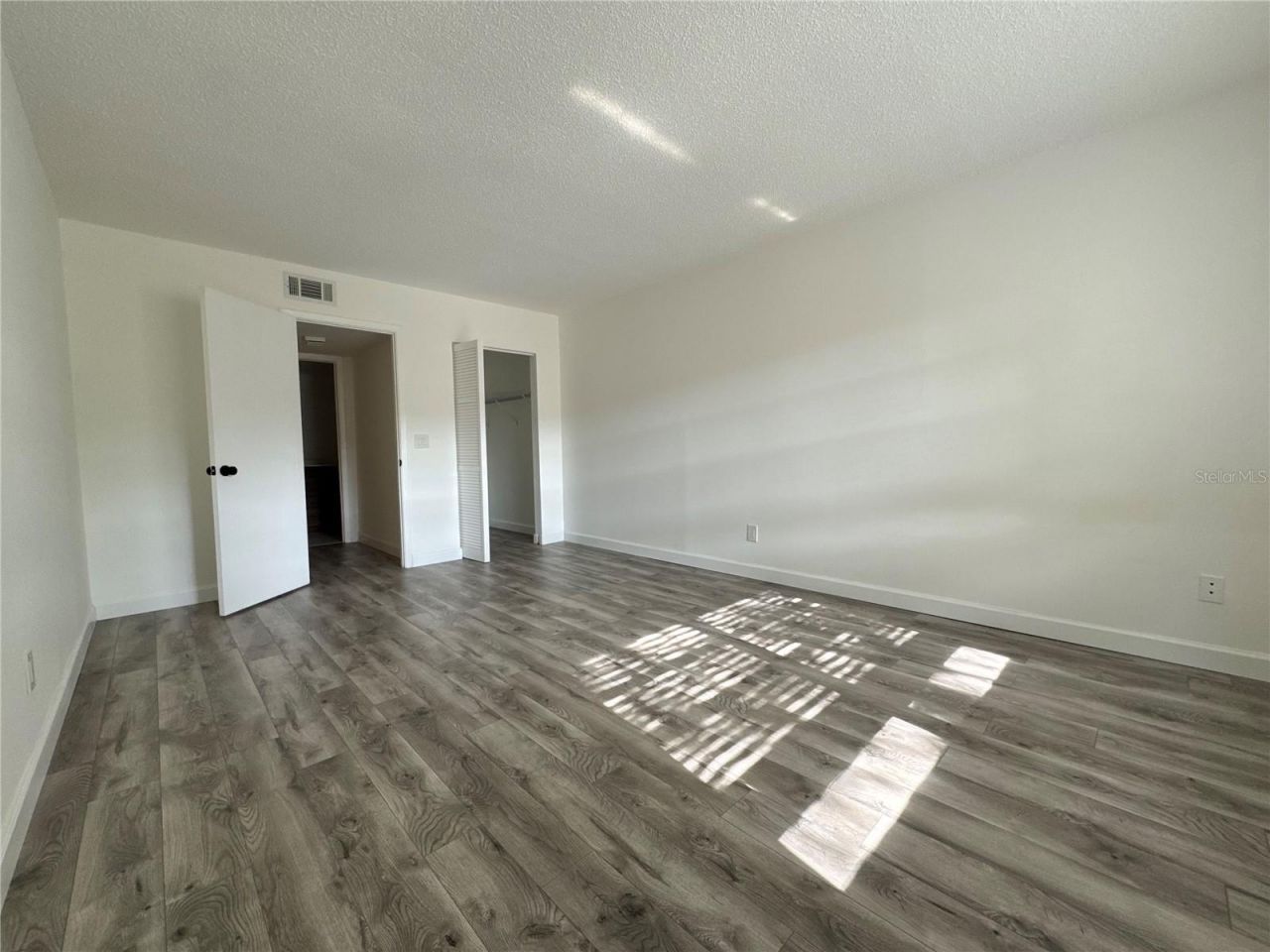 9700 Starkey Road, Unit 322, Seminole, FL 33777 Photo