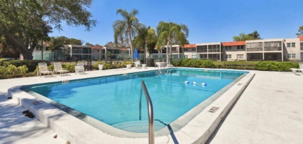 9700 Starkey Road, Unit 322, Seminole, FL 33777 Photo