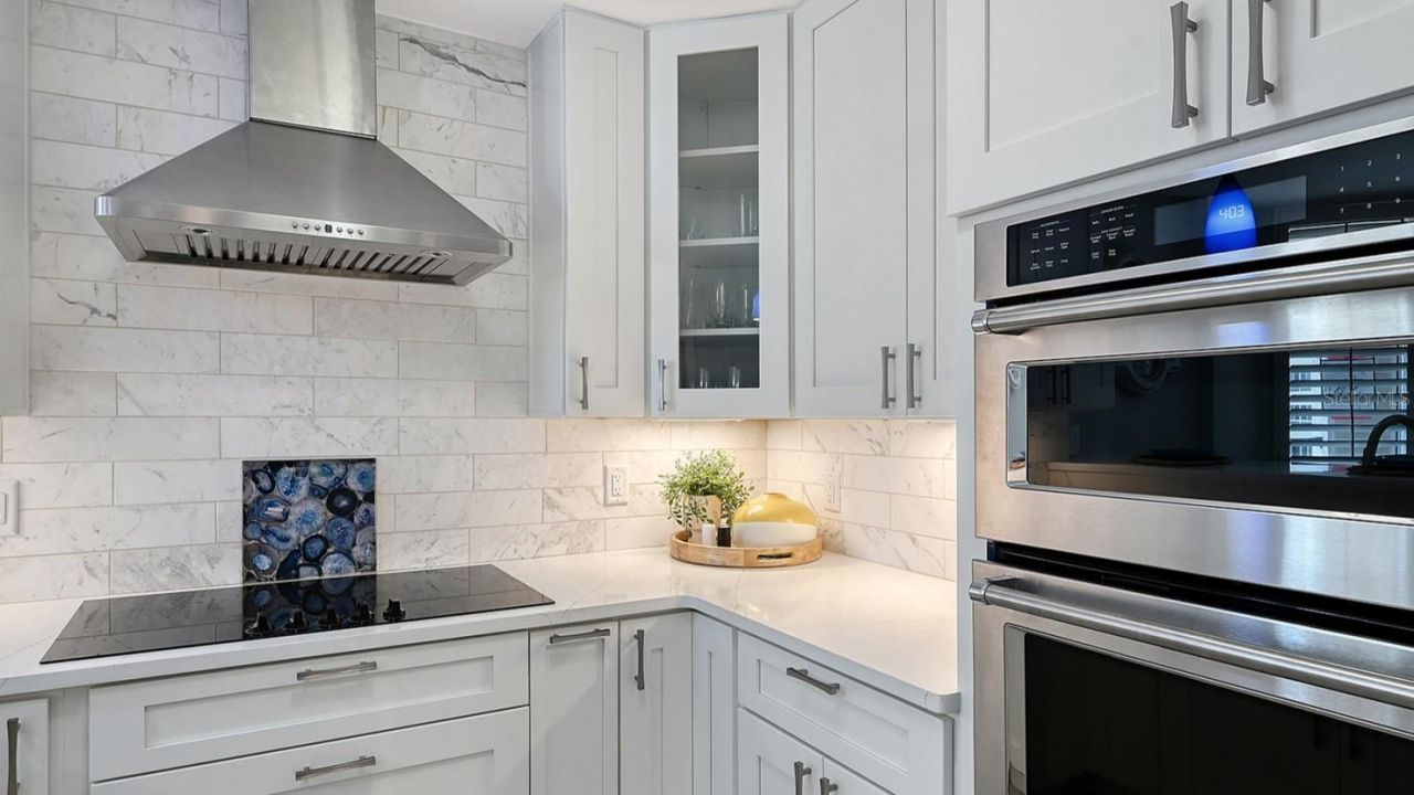 5880 Midnight Pass Road, Unit 907, Sarasota, FL 34242 Photo
