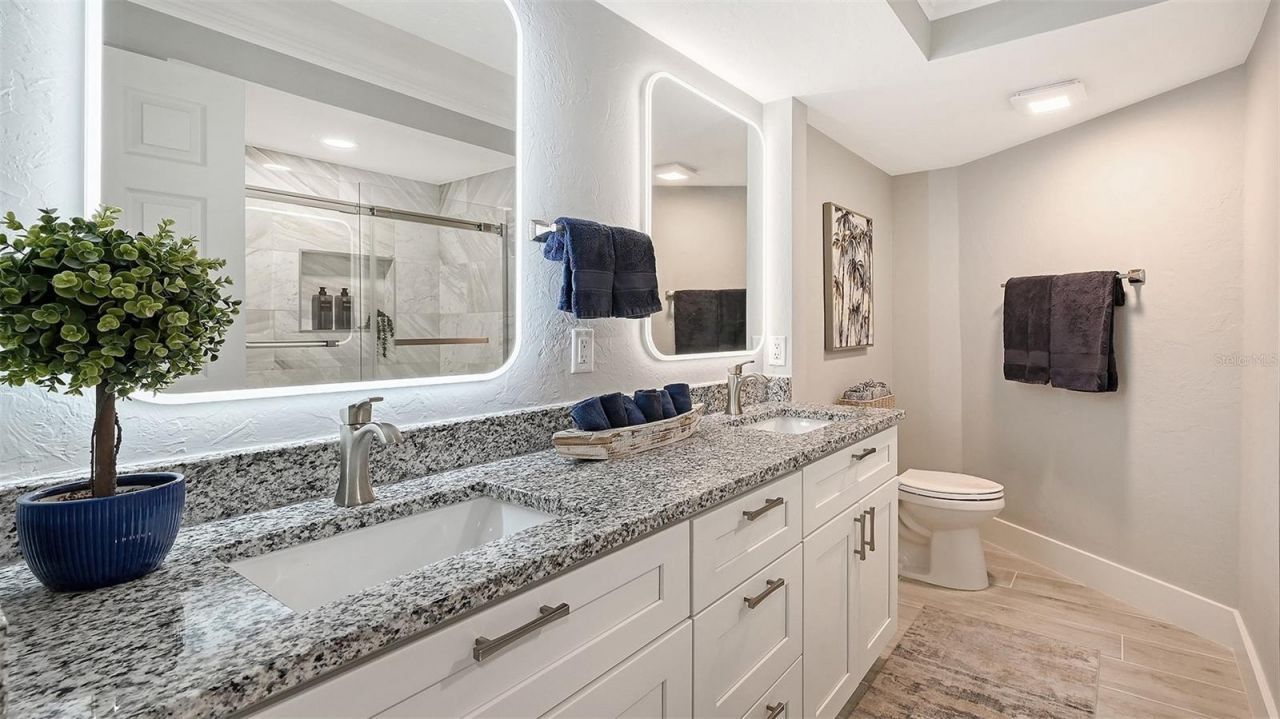 5880 Midnight Pass Road, Unit 907, Sarasota, FL 34242 Photo