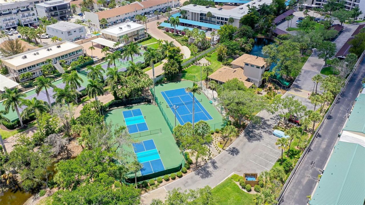 5880 Midnight Pass Road, Unit 907, Sarasota, FL 34242 Photo