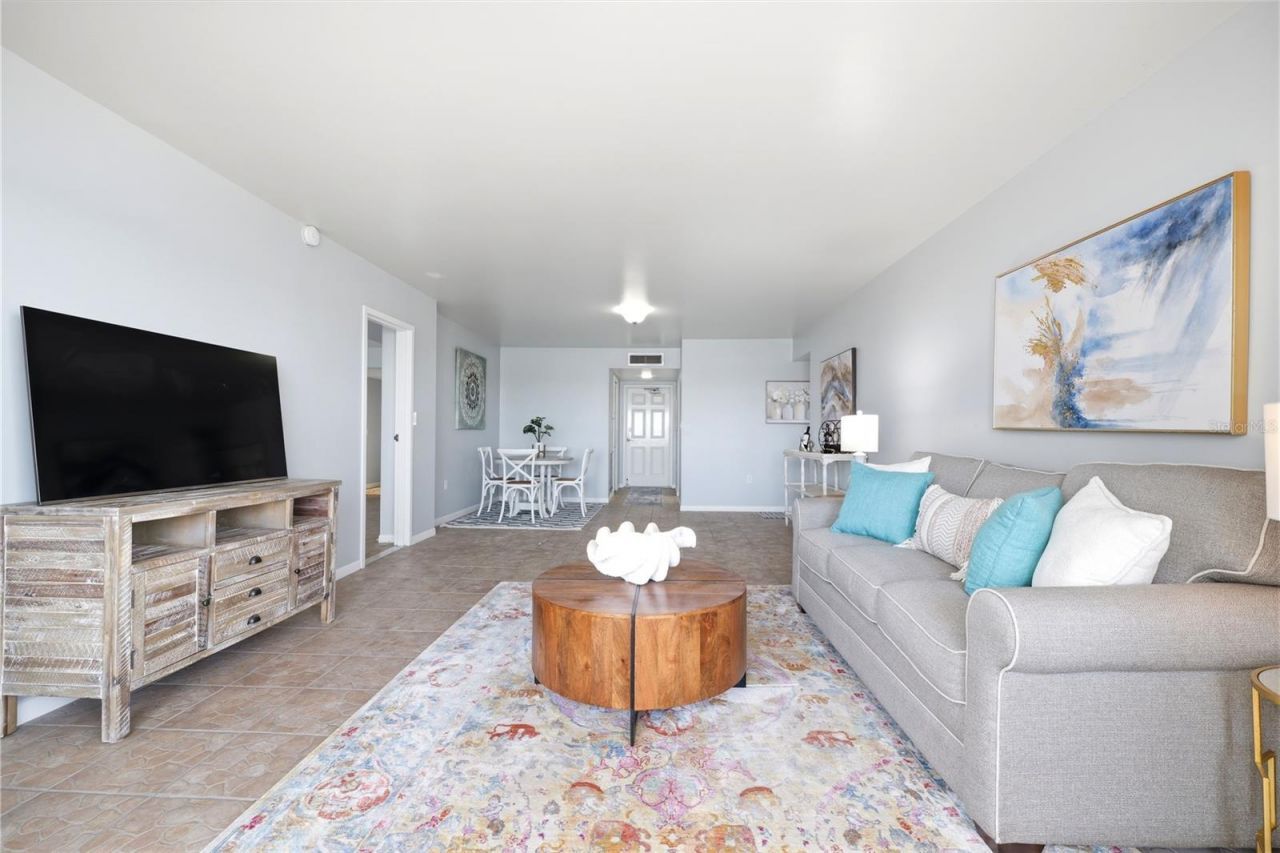 5108 Brittany Drive S, Unit 506, Saint Petersburg, FL 33715 Photo