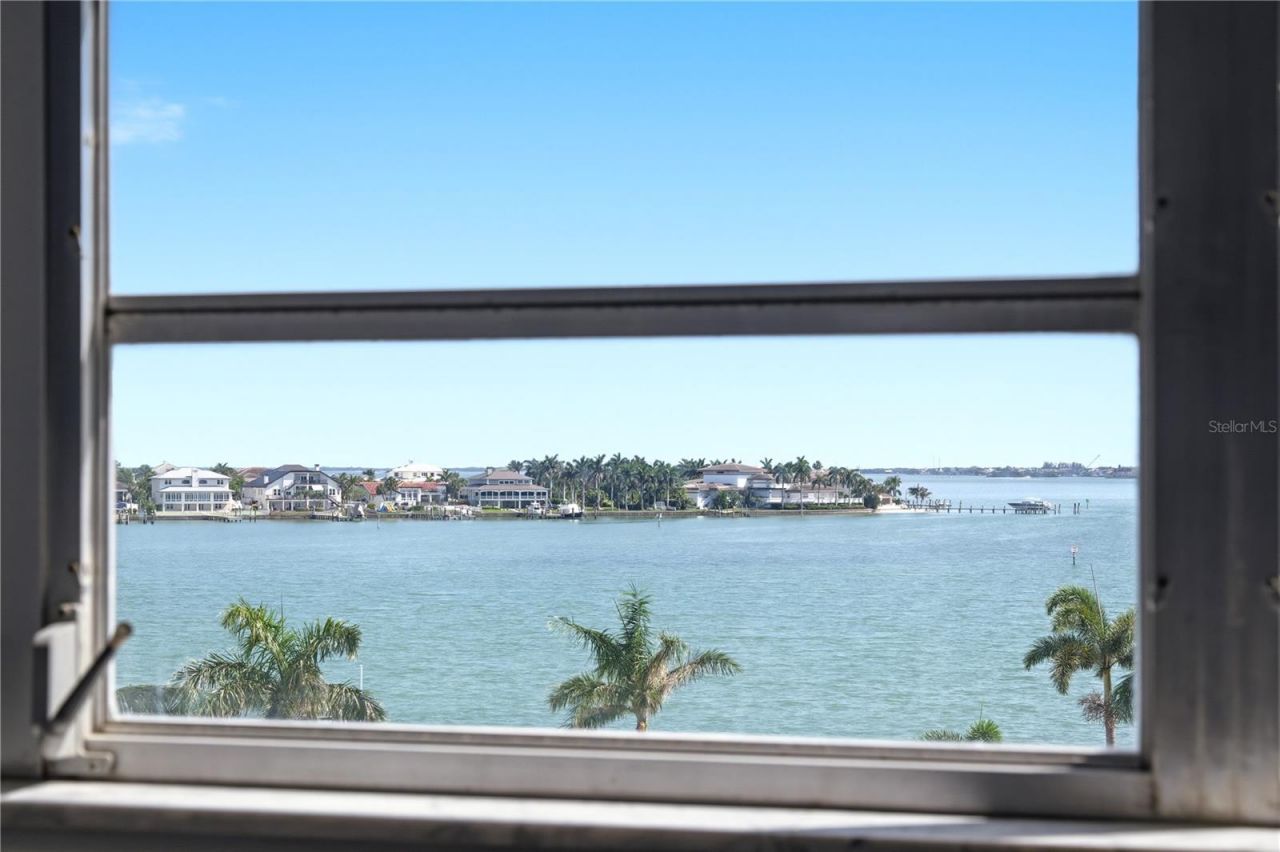 5108 Brittany Drive S, Unit 506, Saint Petersburg, FL 33715 Photo