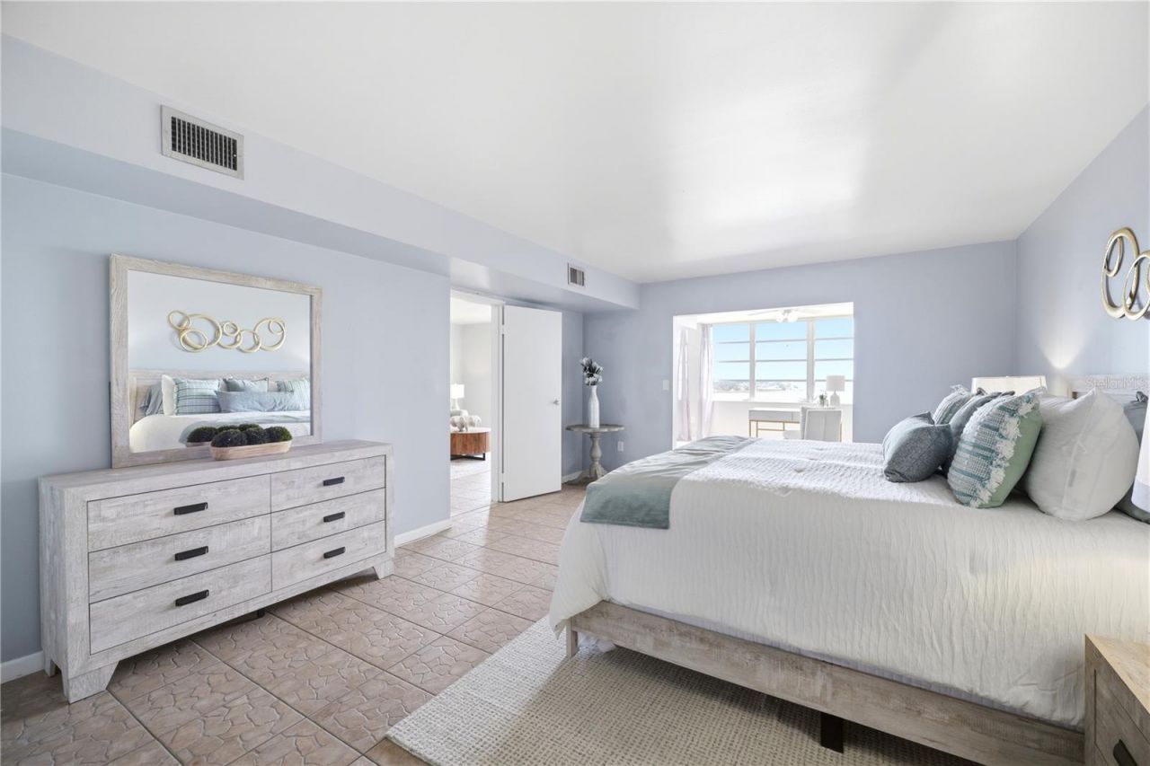 5108 Brittany Drive S, Unit 506, Saint Petersburg, FL 33715 Photo