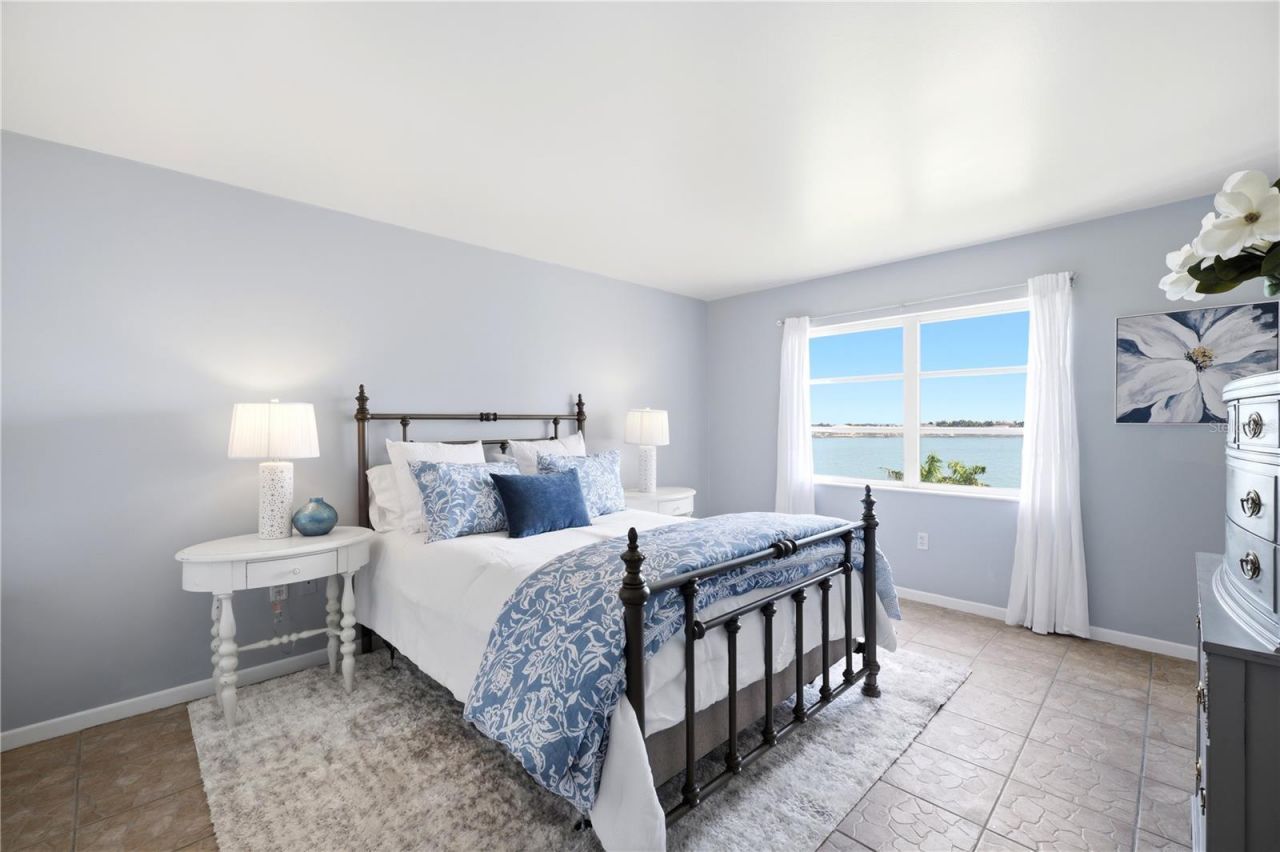 5108 Brittany Drive S, Unit 506, Saint Petersburg, FL 33715 Photo
