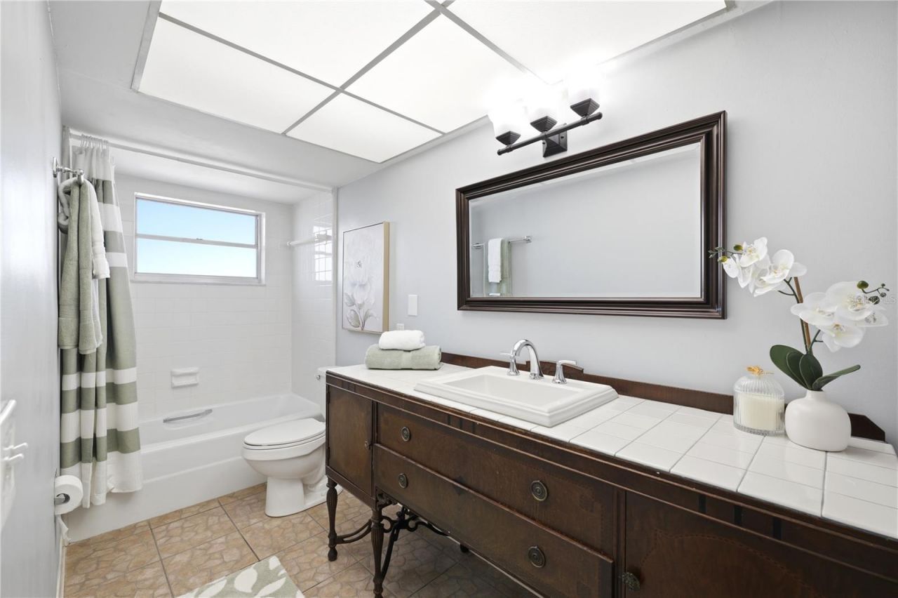 5108 Brittany Drive S, Unit 506, Saint Petersburg, FL 33715 Photo