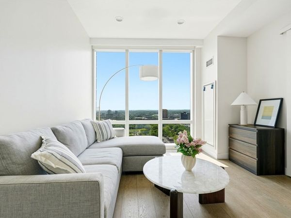 188 Brookline Ave, Unit 24F, Boston, MA 02215