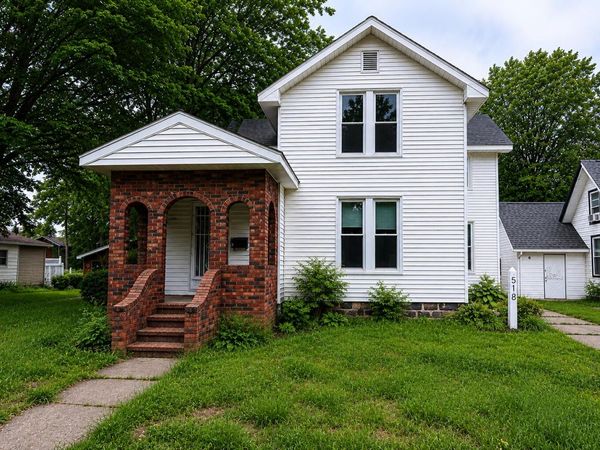518 Walnut Street, Three Rivers, MI 49093