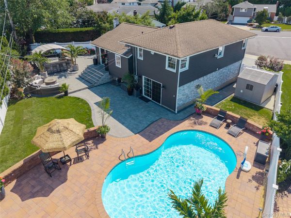 3765 Lynn Lane , Wantagh, NY 11793