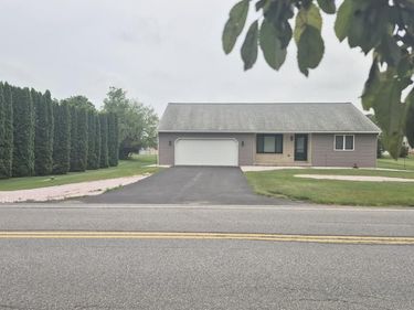 14 CLEARVIEW DRIVE, MERTZTOWN, PA 19539