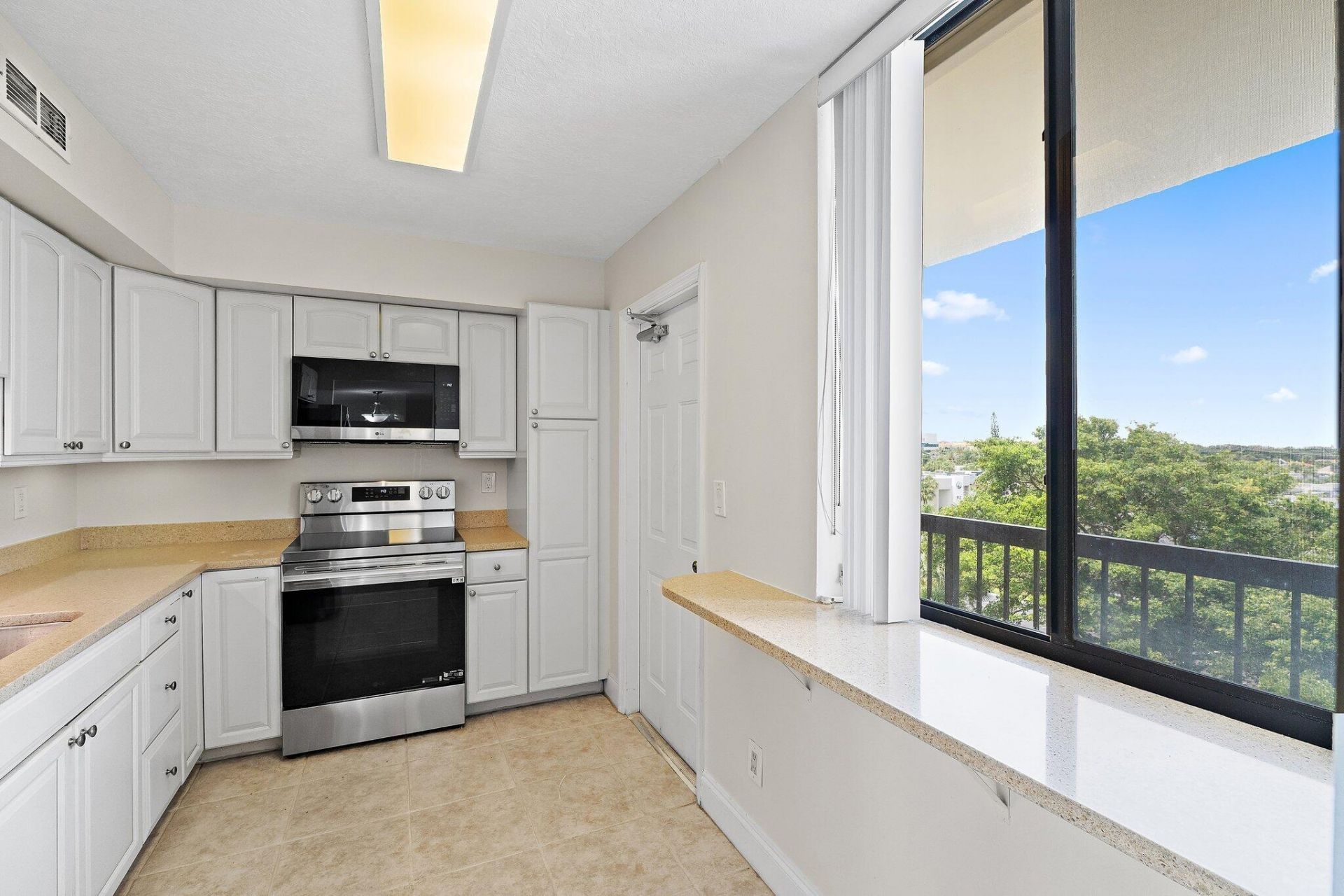 1605 S Us Highway 1, Unit M1-506, Jupiter, FL 33477 Photo