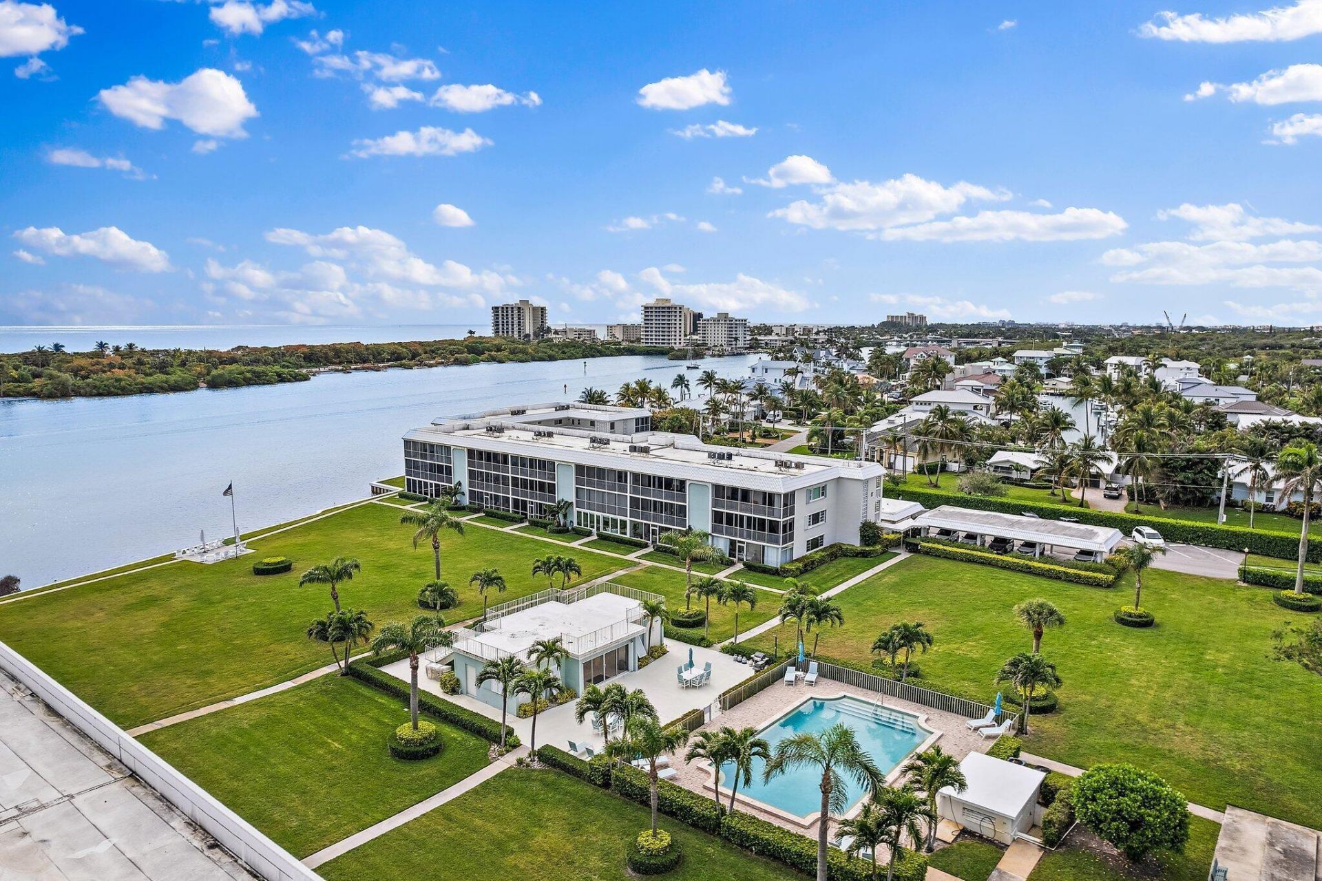 100 Waterway Road, Unit E305, Tequesta, FL 33469 Photo