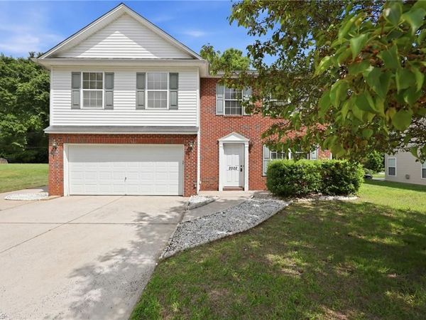 2002 Lannigan Drive , Greensboro, NC 27406