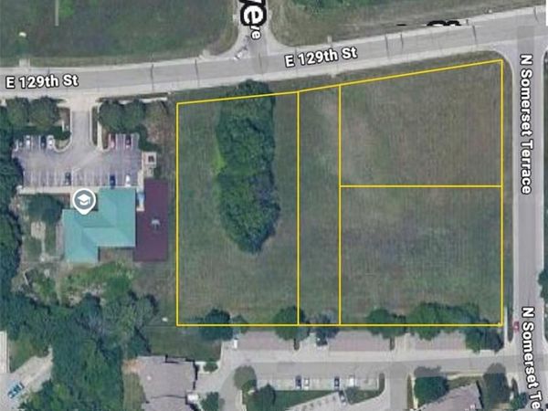 129th & Somerset Terrace, Olathe, KS 66062