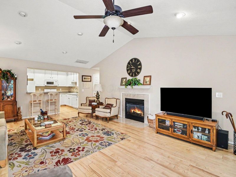 5382 Ruth Amy Avenue, Westerville, OH 43081 Photo 4