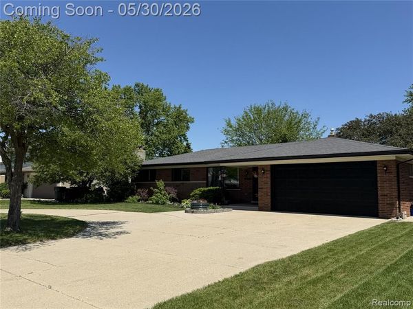 39540 Aynesley Street, Clinton Twp, MI 48038
