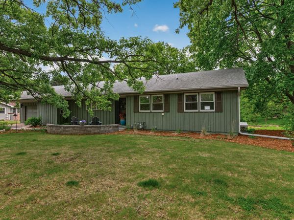 1842 Beecher Drive, Eagan, MN 55122