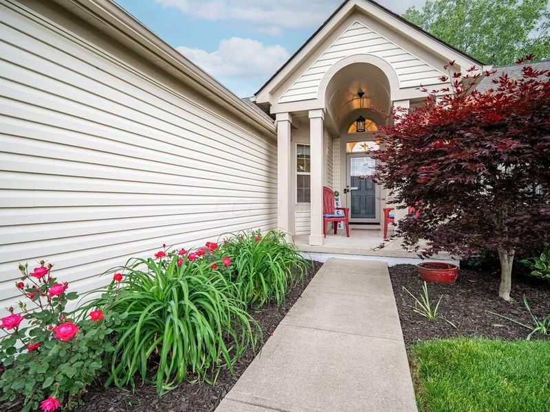 7192 Redwood Valley Court, Lewis Center, OH 43035 Photo 3