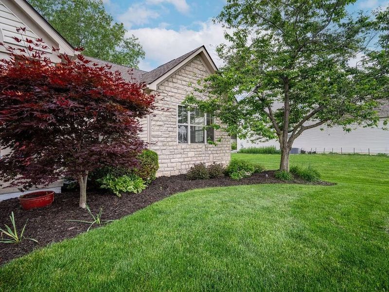 7192 Redwood Valley Court, Lewis Center, OH 43035 Photo 4