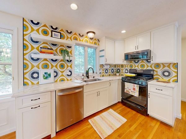 995 Trapelo Road, Unit 3, Waltham, MA 02452