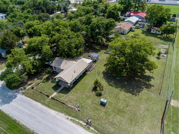 801 N Avenue A Corner N, Cross Plains, TX 76443