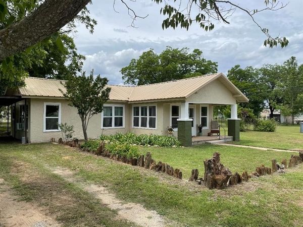 801 N Avenue A Corner N, Cross Plains, TX 76443