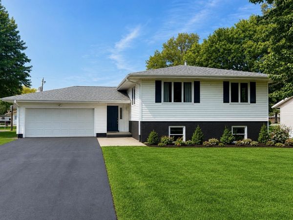 506 S STATE Street , Annawan, IL 61234