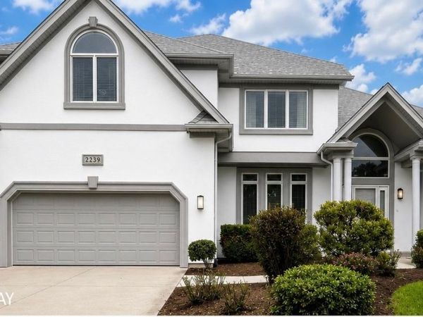 2239 Hillsboro Lane, Naperville, IL 60564