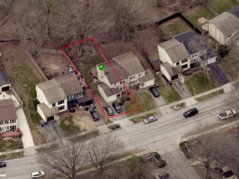 4087 Forest Edge Drive, Columbus, OH 43230 Photo 3