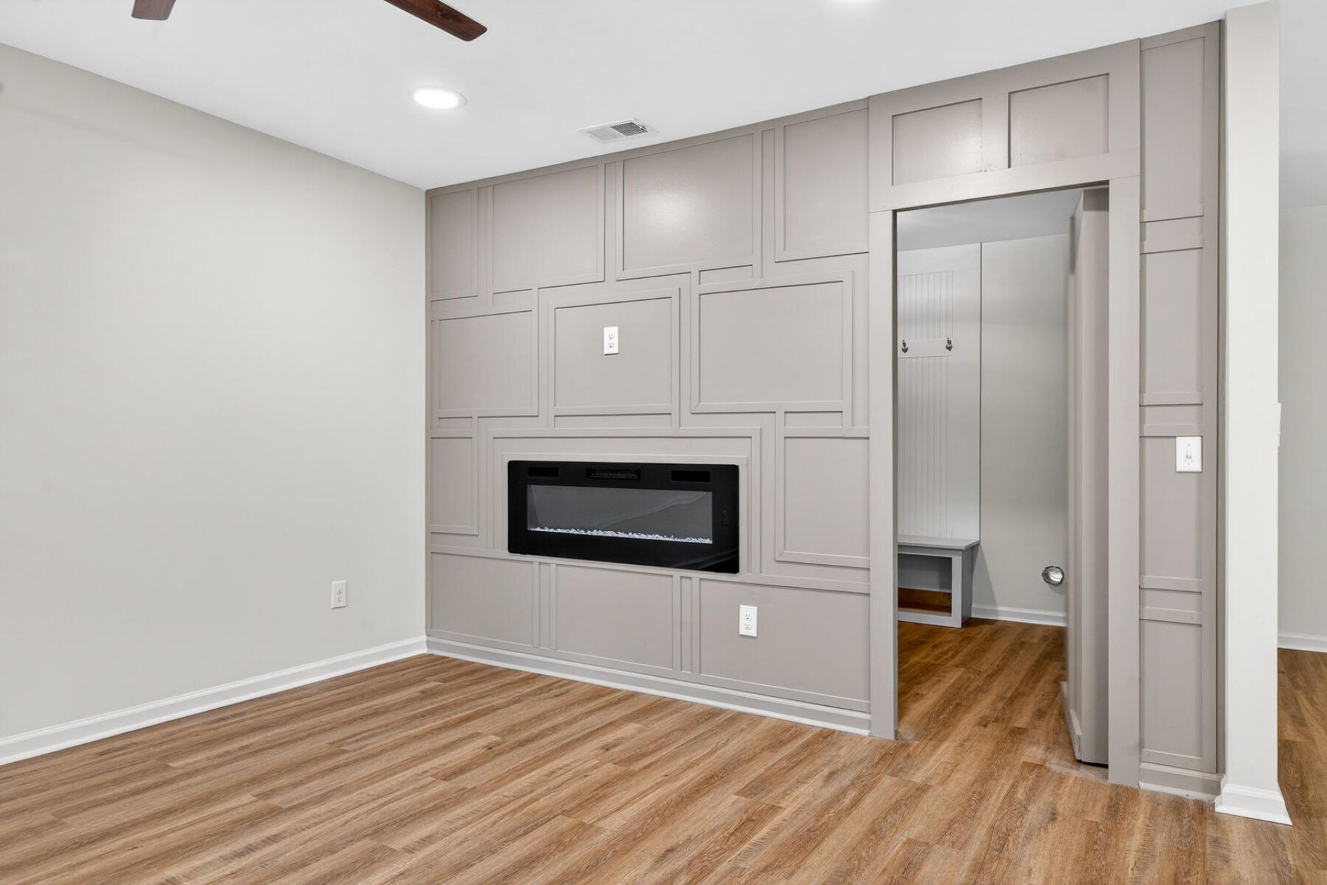 208 Mary Scott Drive Photo 11