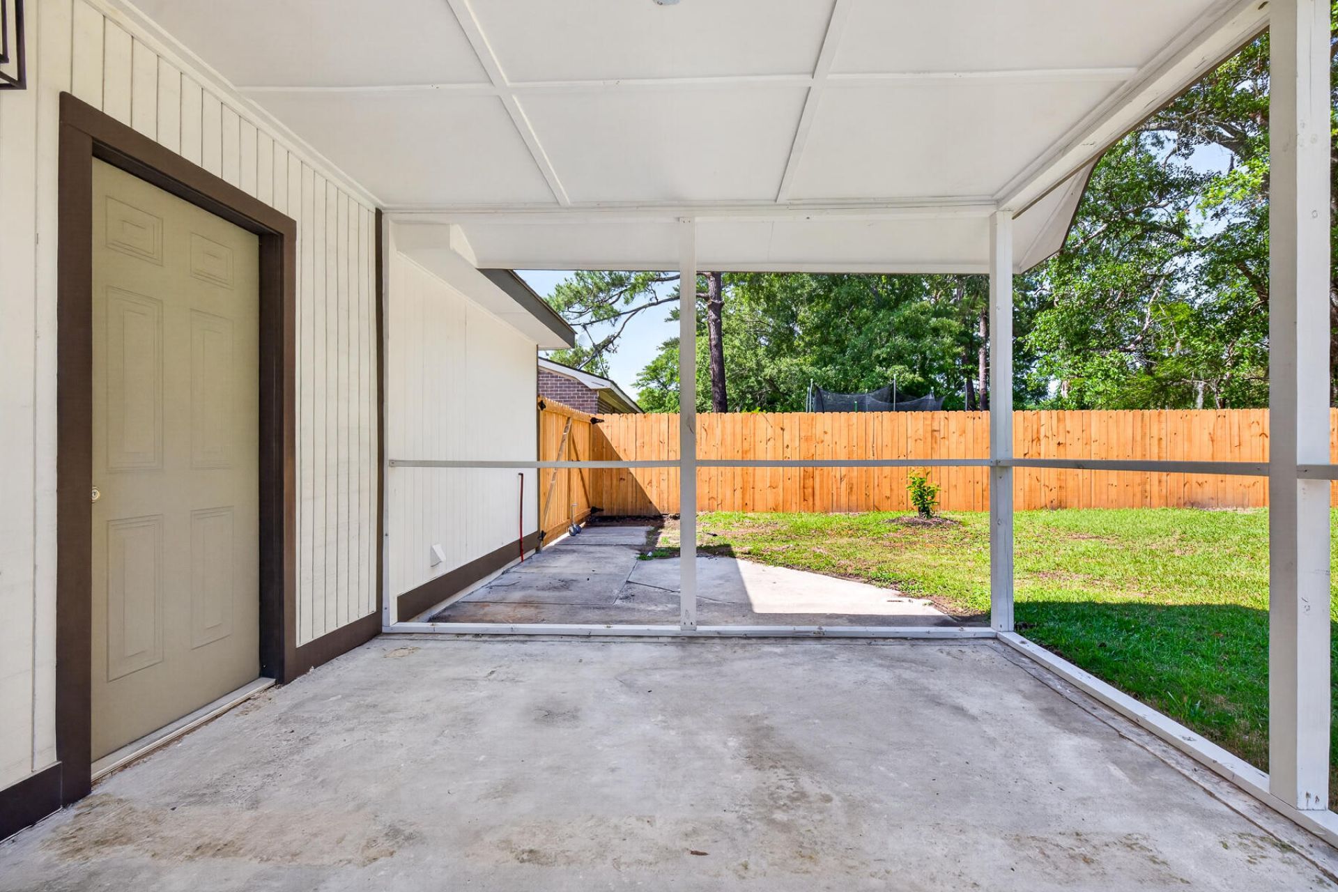 208 Mary Scott Drive Photo 21