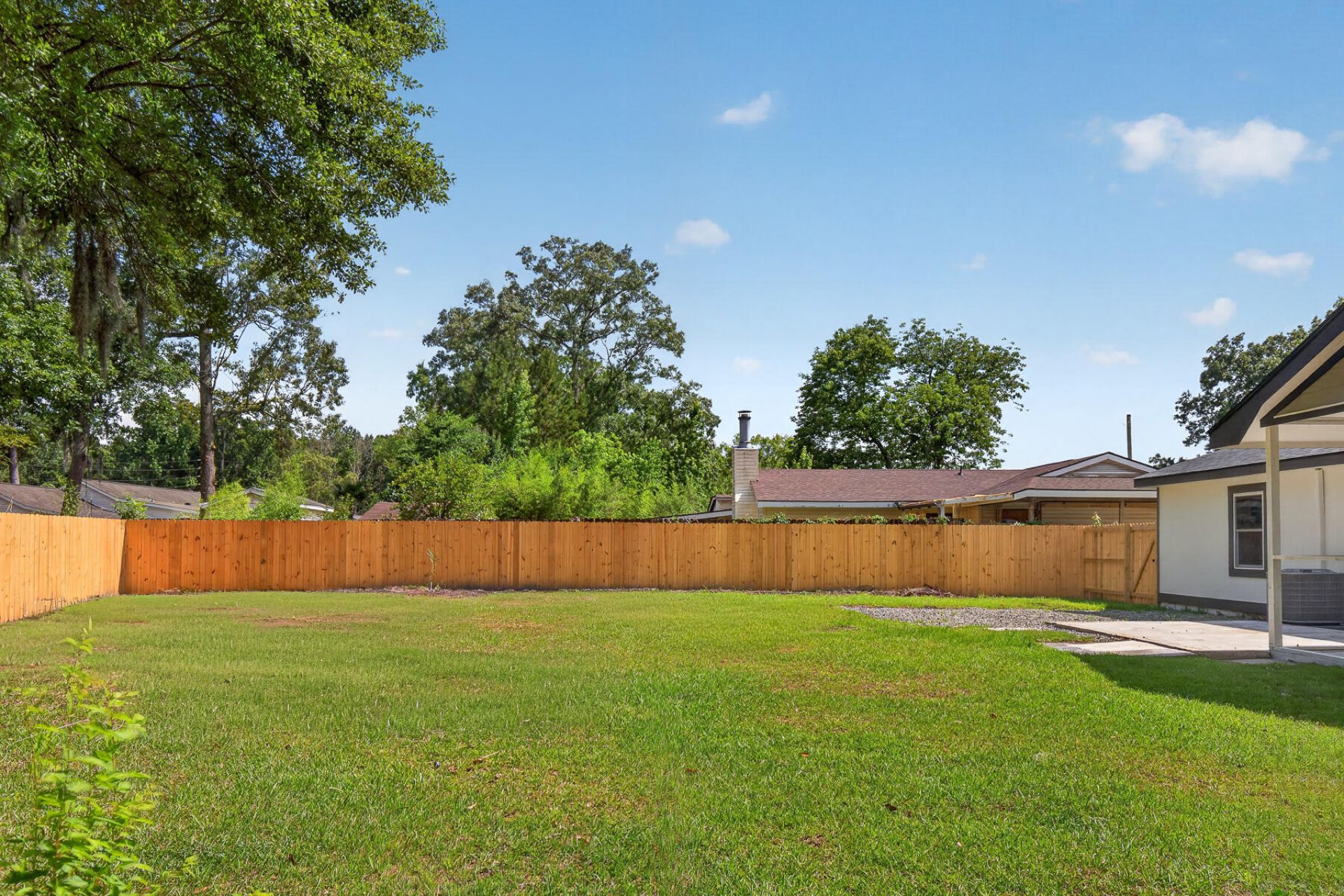 208 Mary Scott Drive Photo 24