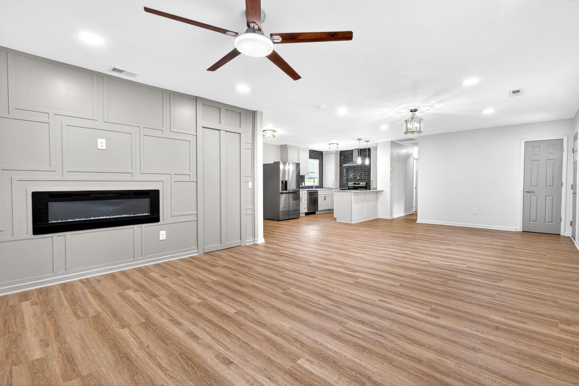 208 Mary Scott Drive Photo 8