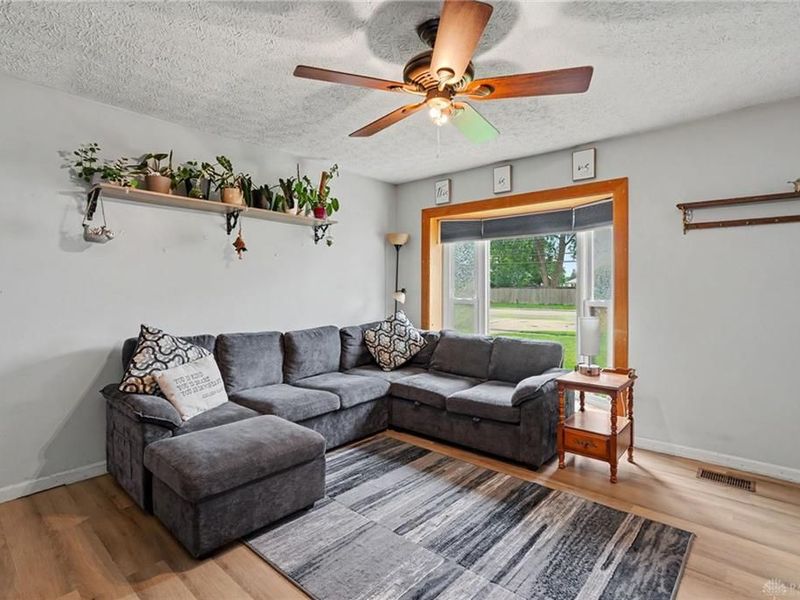 899 Dayton Avenue, Xenia, OH 45385 Photo 10