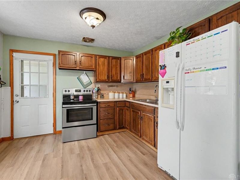 899 Dayton Avenue, Xenia, OH 45385 Photo 13