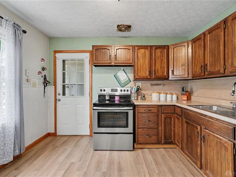 899 Dayton Avenue, Xenia, OH 45385 Photo 14