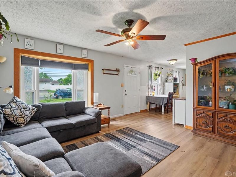 899 Dayton Avenue, Xenia, OH 45385 Photo 9