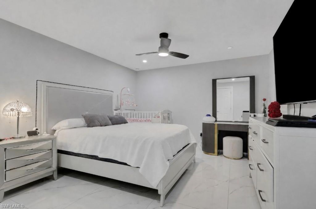2025 49th Ter Sw, Naples, FL 34116 Photo