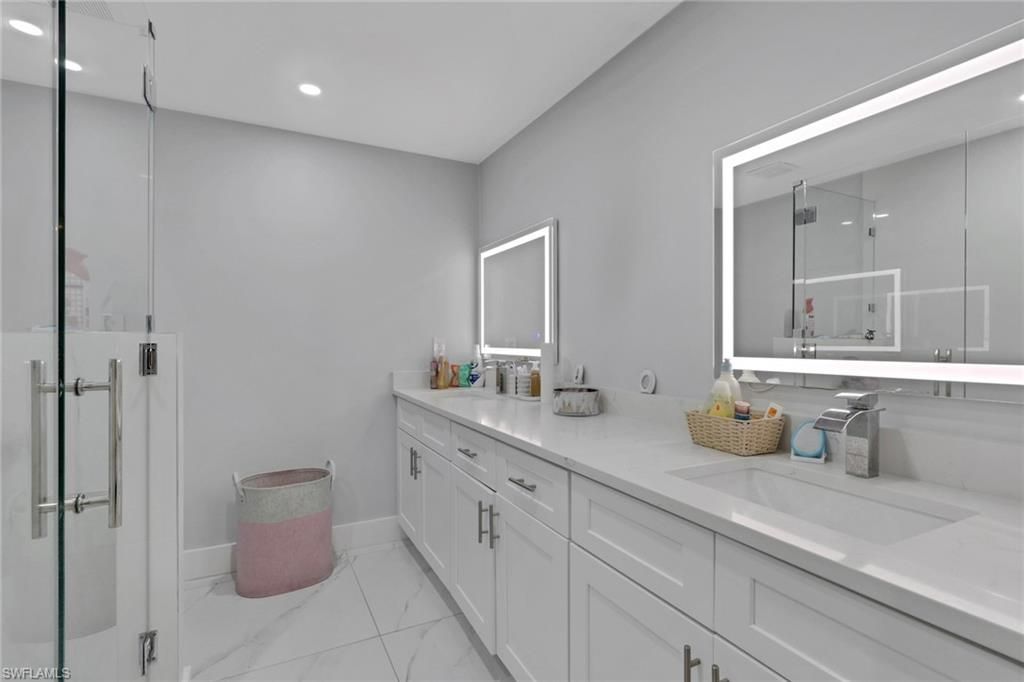2025 49th Ter Sw, Naples, FL 34116 Photo