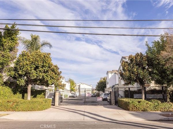 9146 Lemona Avenue, Unit 105, North Hills, CA 91343